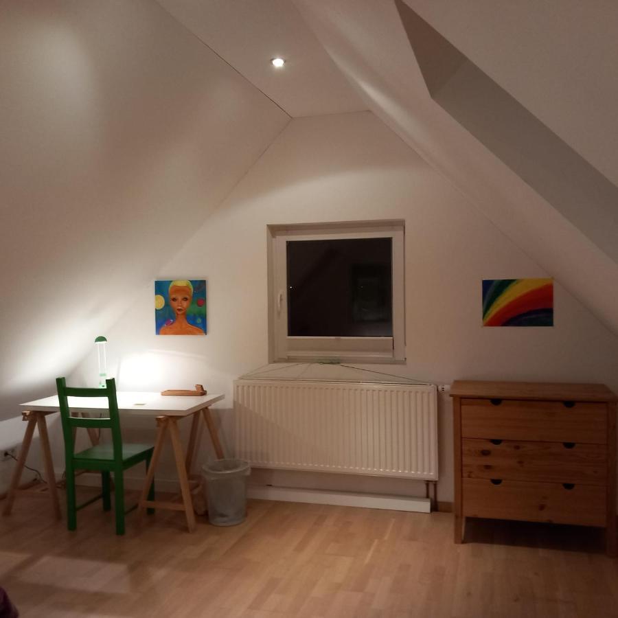 Haus 'Am Emberg' Appartamento Colonia Esterno foto